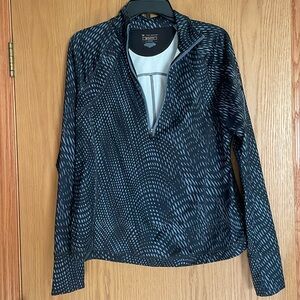 Fleece lined 1/4 zip